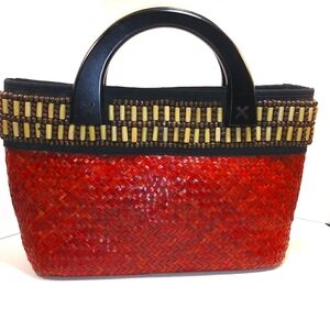 St Johns Bay Red Straw Purse Wooden Handle Snap Shut Lined Hand Bag beaded